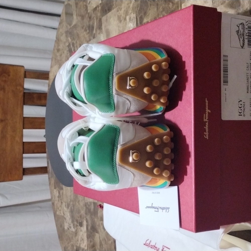 ❌SOLD❌Ferragamo Iggy Sneakers - Picture 9 of 17